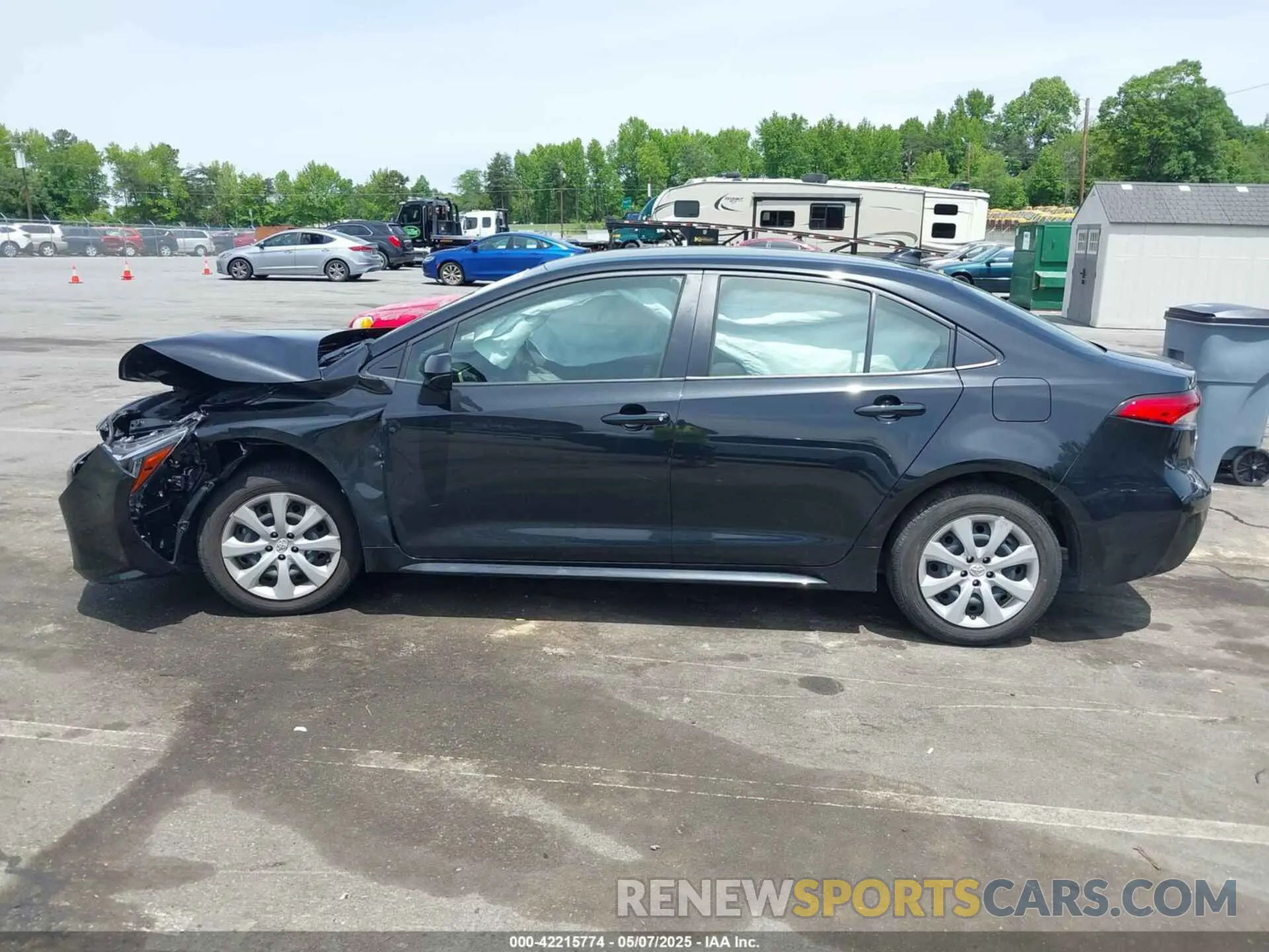 14 Photograph of a damaged car JTDEPMAE9NJ217602 TOYOTA COROLLA 2022