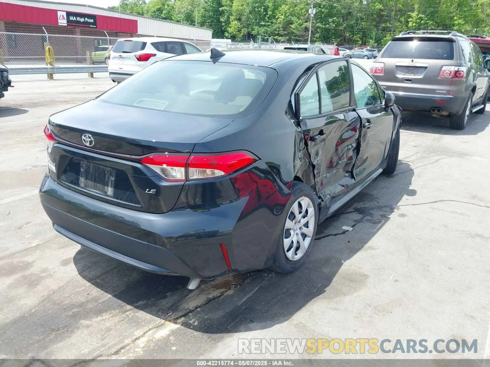4 Photograph of a damaged car JTDEPMAE9NJ217602 TOYOTA COROLLA 2022