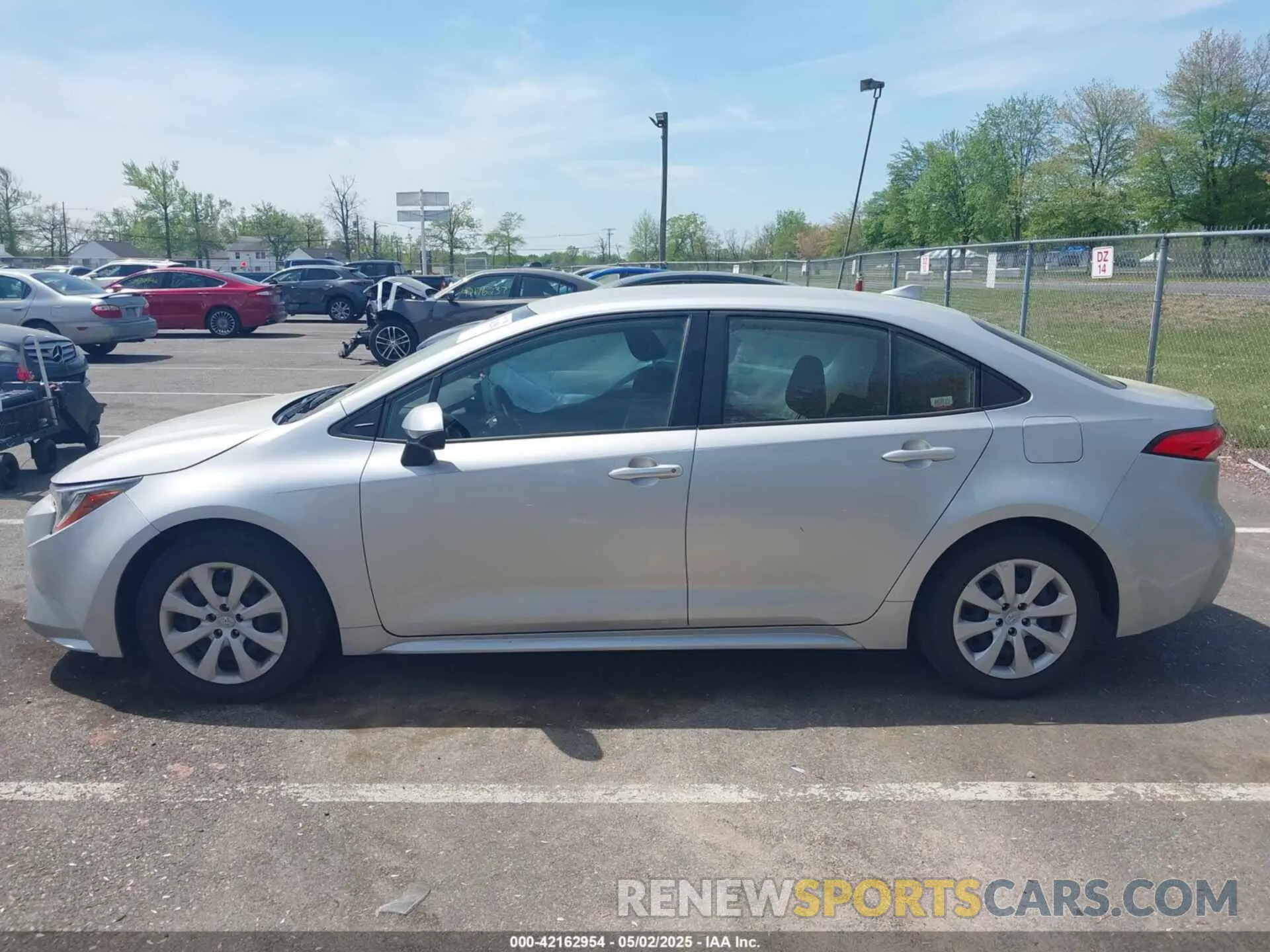 14 Photograph of a damaged car JTDEPMAE9NJ222394 TOYOTA COROLLA 2022