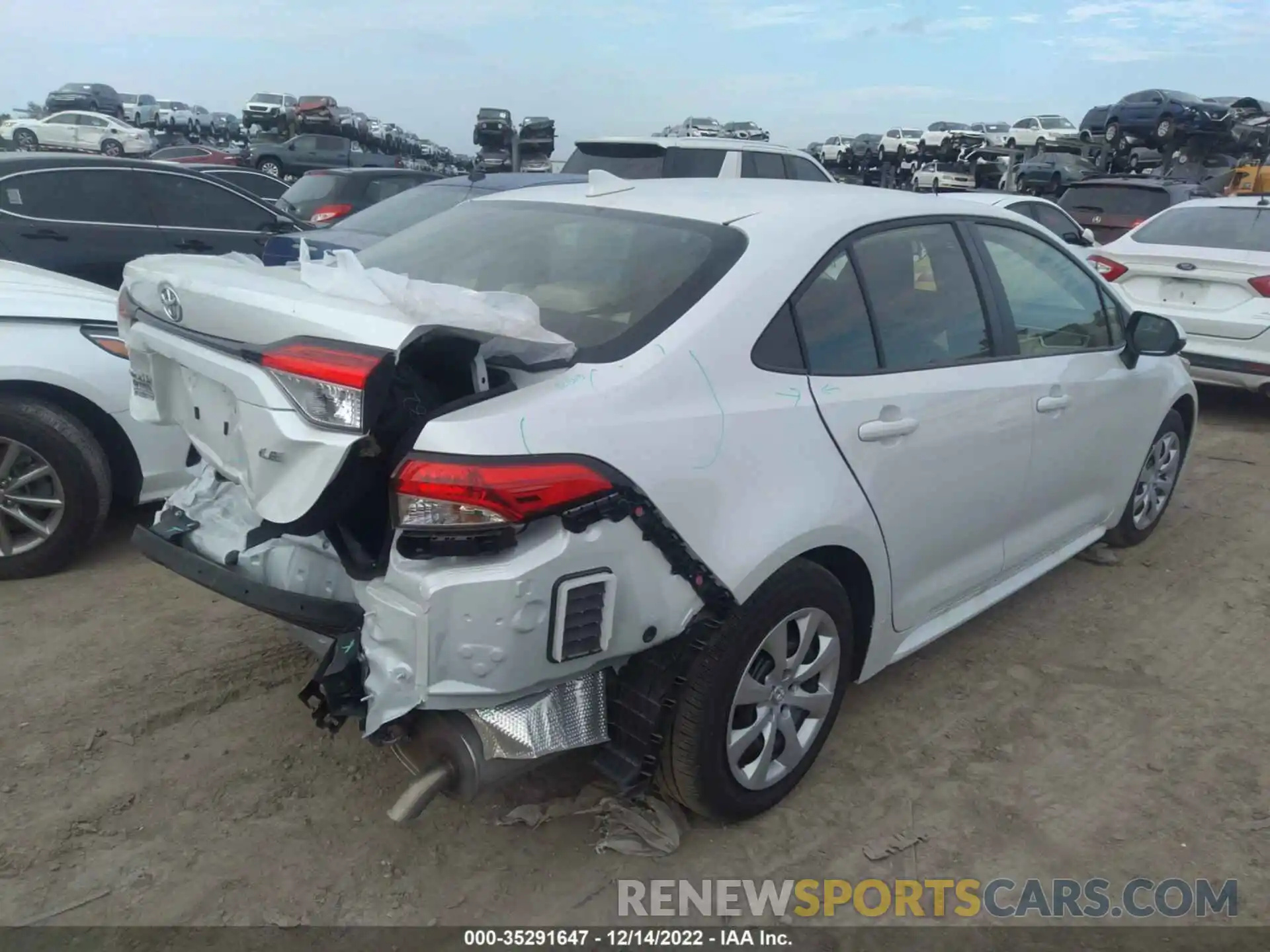 4 Photograph of a damaged car JTDEPMAEXN3015078 TOYOTA COROLLA 2022