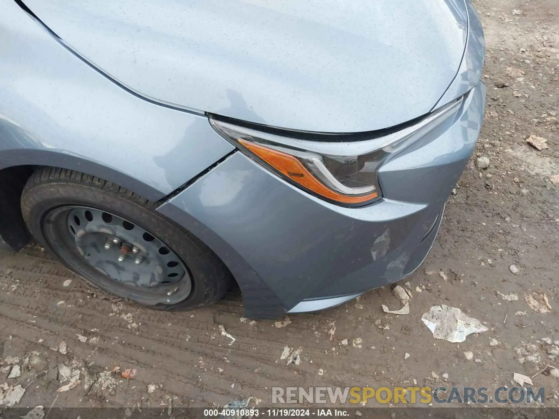 17 Photograph of a damaged car JTDEPMAEXN3016005 TOYOTA COROLLA 2022