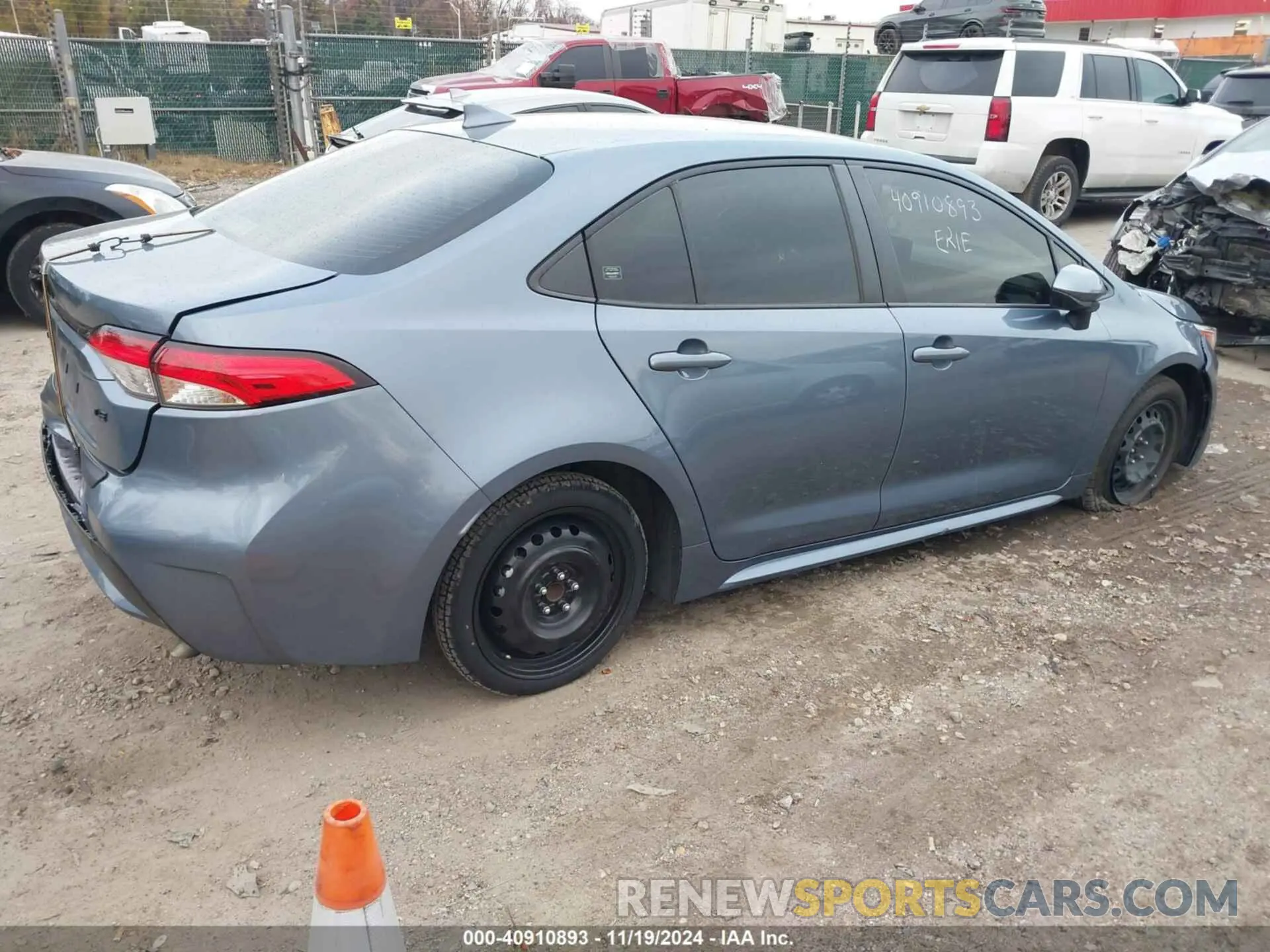 4 Photograph of a damaged car JTDEPMAEXN3016005 TOYOTA COROLLA 2022