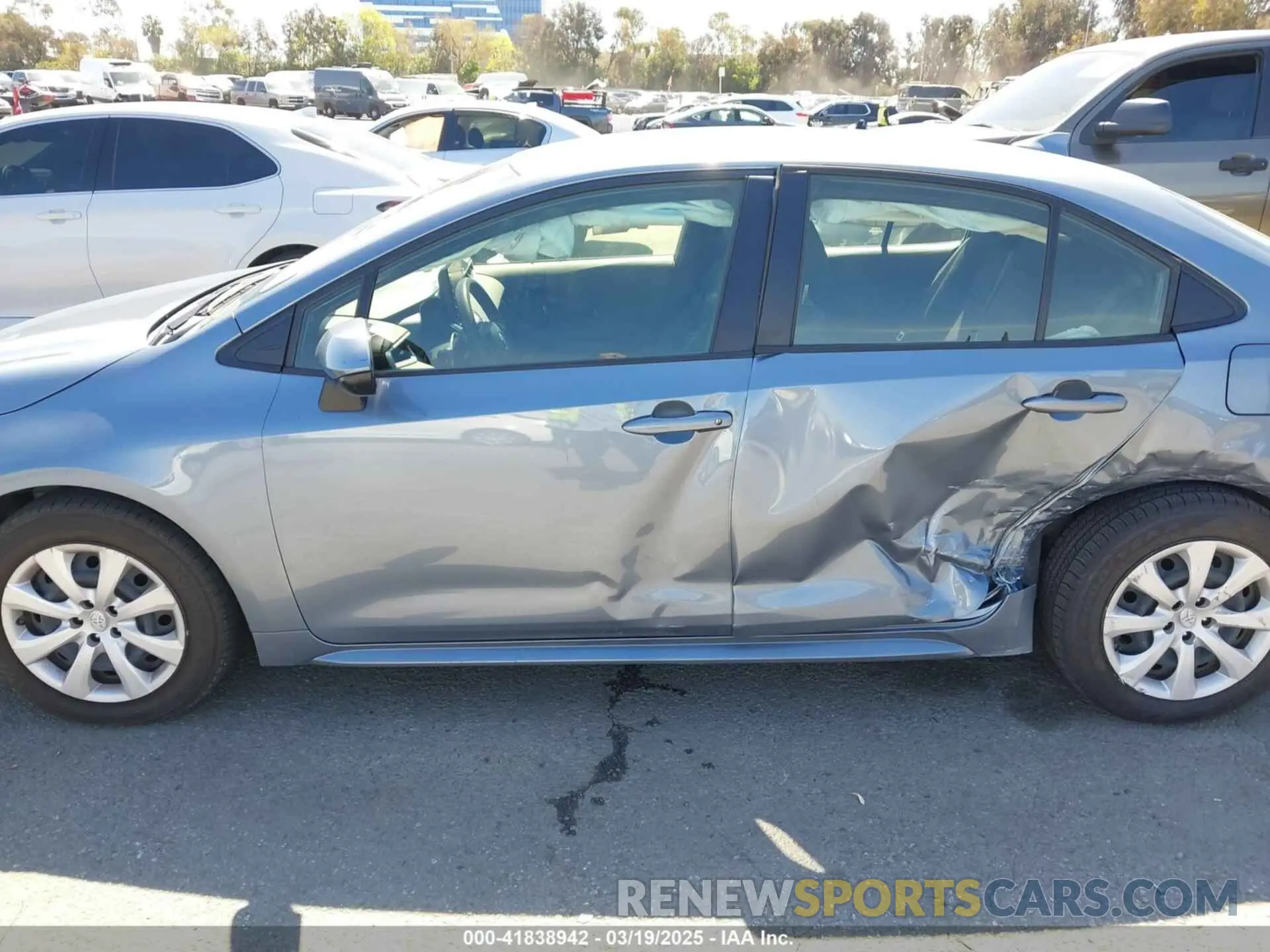 14 Photograph of a damaged car JTDEPMAEXN3023746 TOYOTA COROLLA 2022