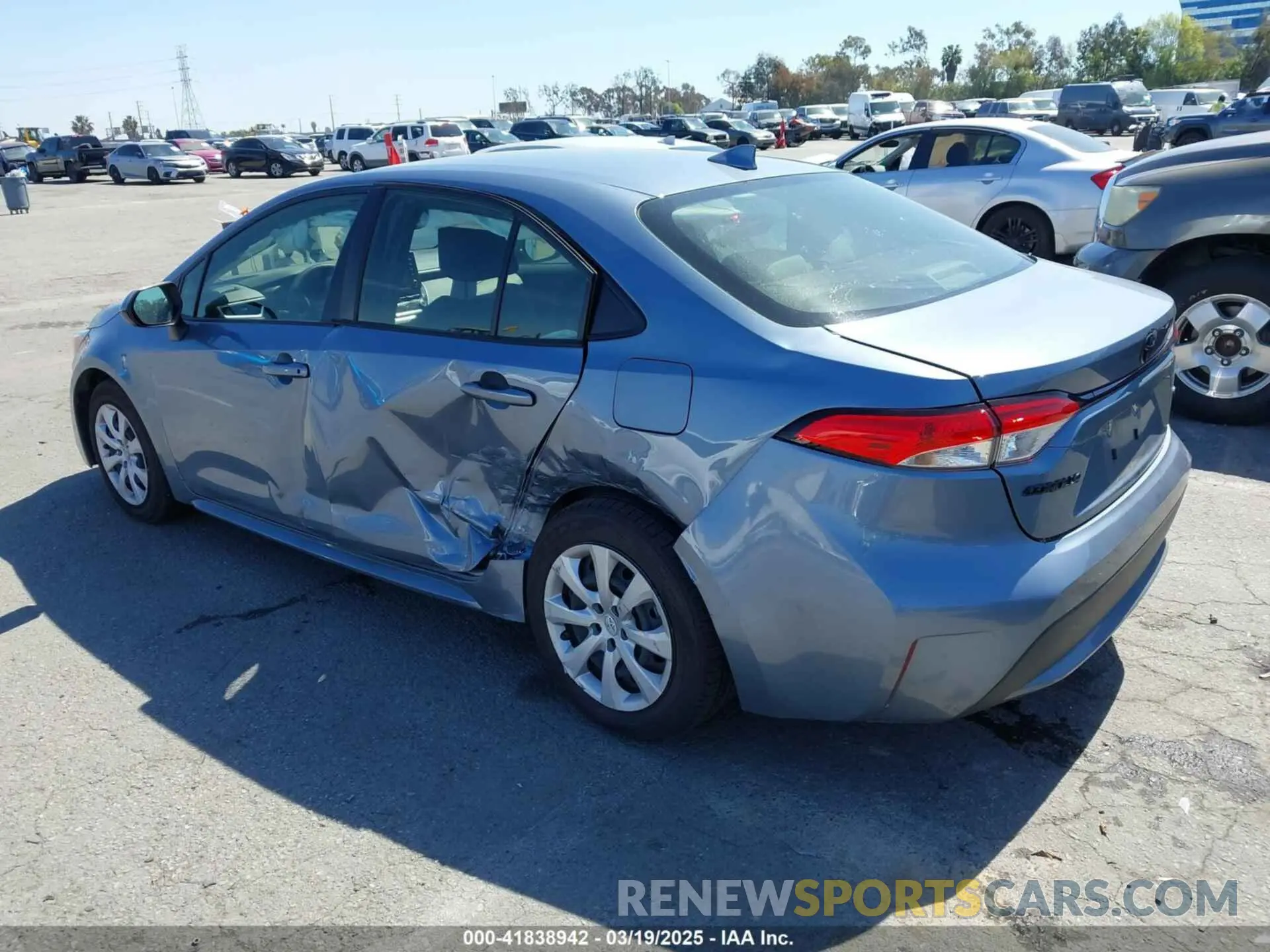 3 Photograph of a damaged car JTDEPMAEXN3023746 TOYOTA COROLLA 2022