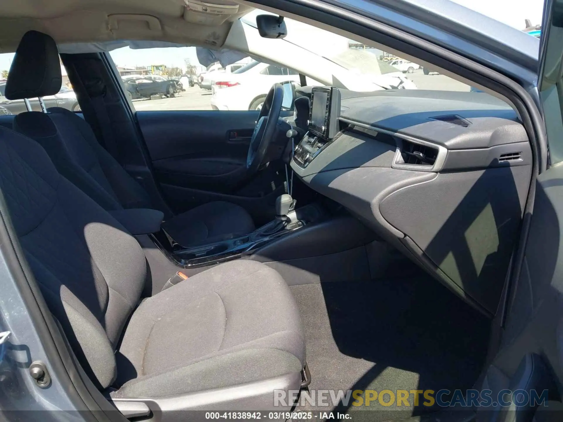 5 Photograph of a damaged car JTDEPMAEXN3023746 TOYOTA COROLLA 2022