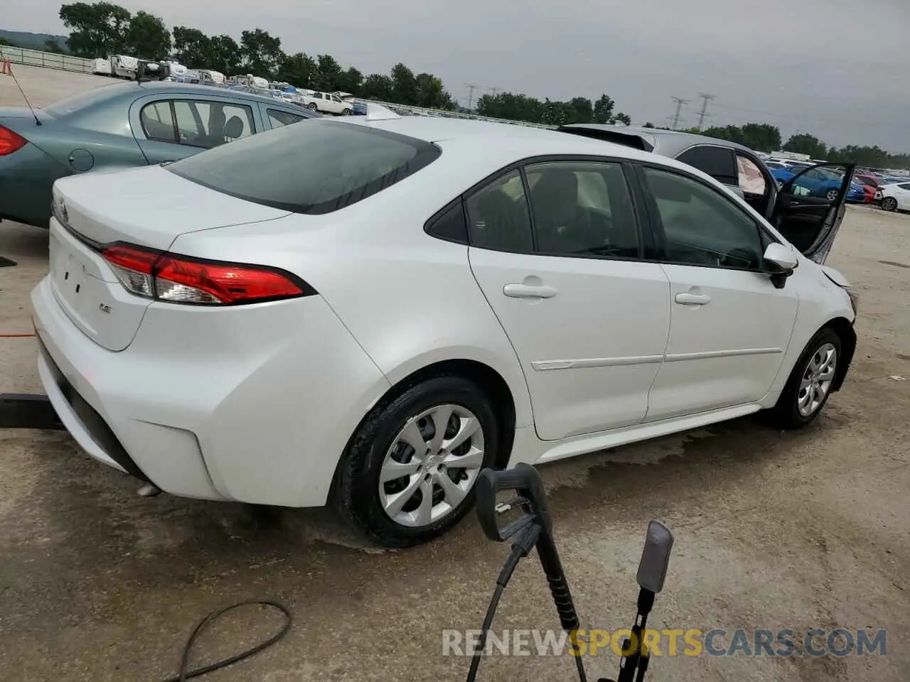 3 Photograph of a damaged car JTDEPMAEXN3025268 TOYOTA COROLLA 2022