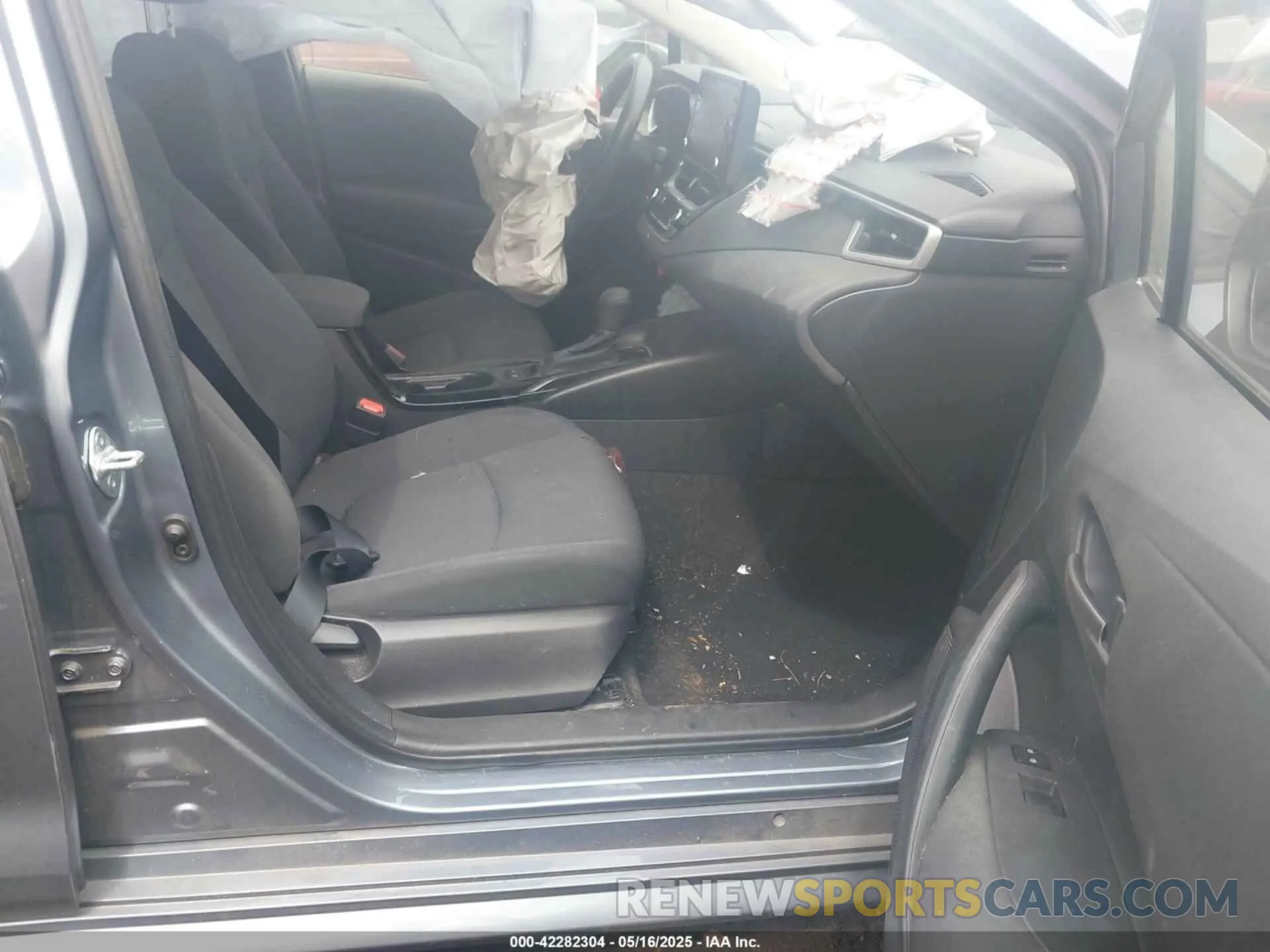 5 Photograph of a damaged car JTDEPMAEXNJ191267 TOYOTA COROLLA 2022