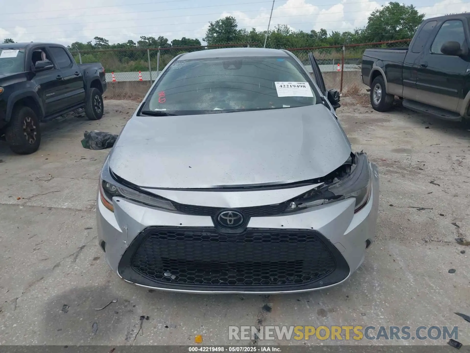 12 Photograph of a damaged car JTDEPMAEXNJ192774 TOYOTA COROLLA 2022