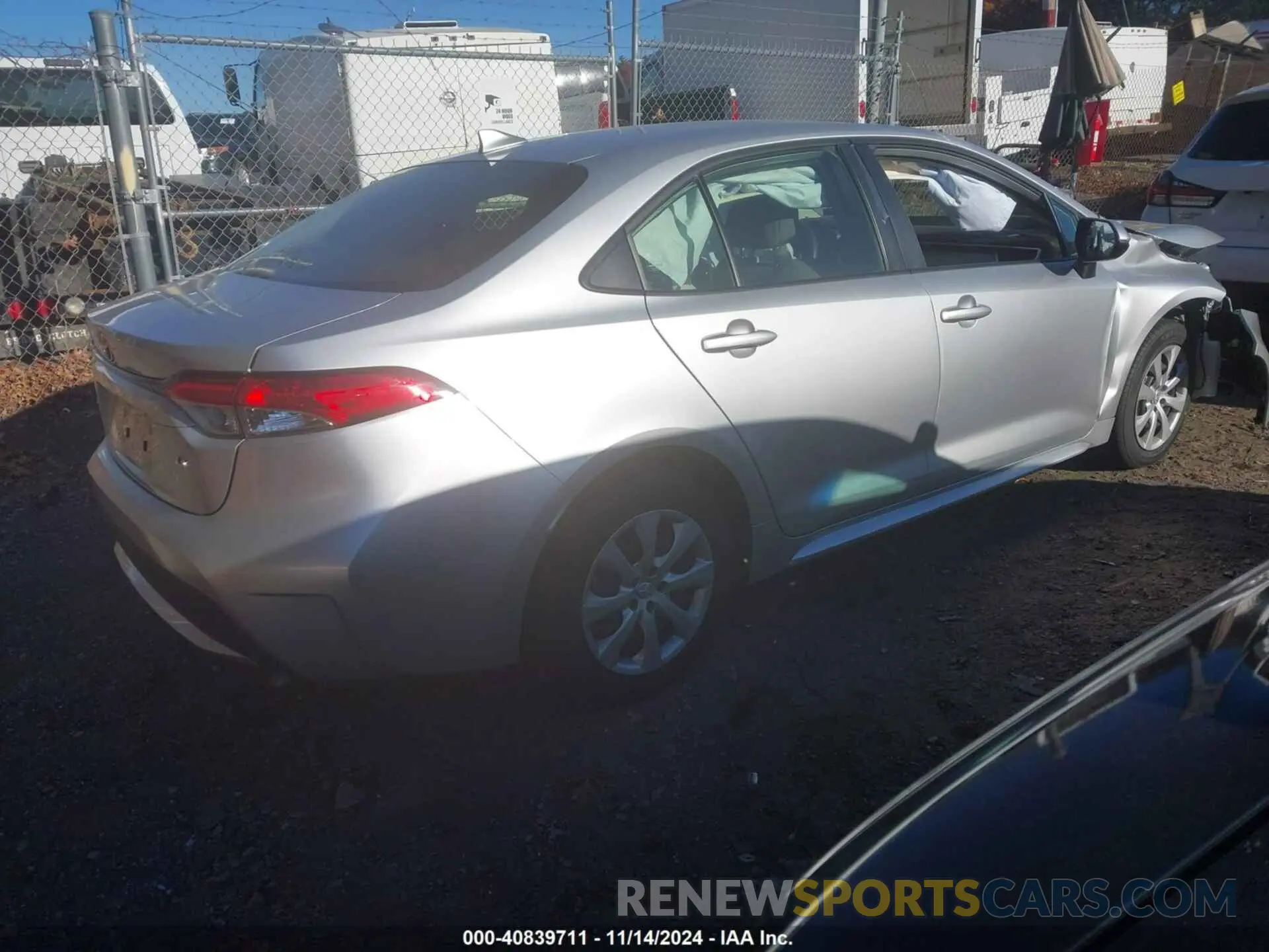 4 Photograph of a damaged car JTDEPMAEXNJ198817 TOYOTA COROLLA 2022