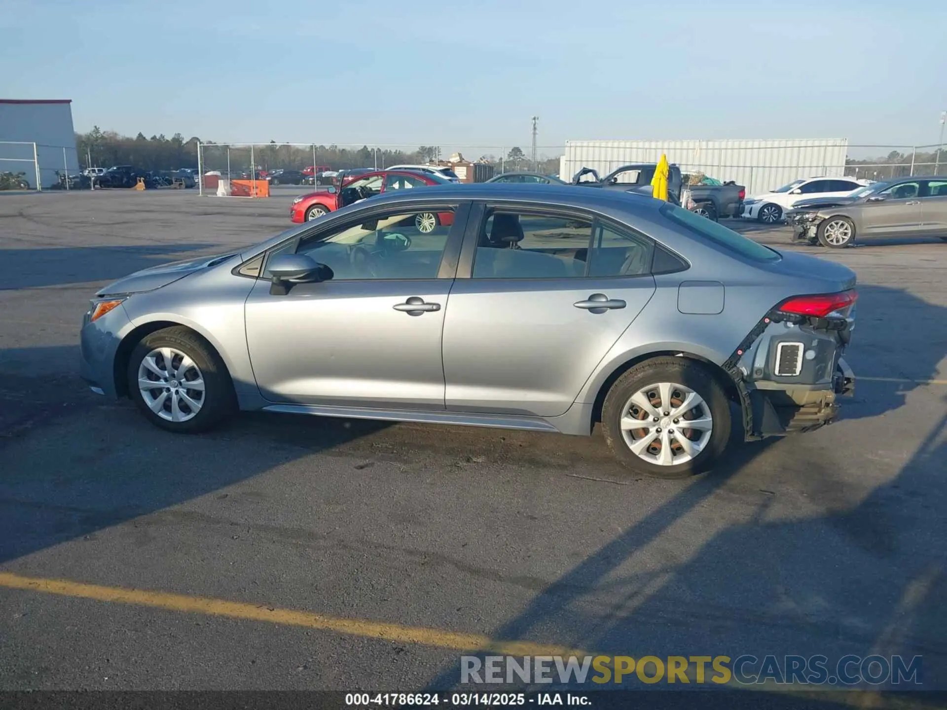 15 Photograph of a damaged car JTDEPMAEXNJ210142 TOYOTA COROLLA 2022