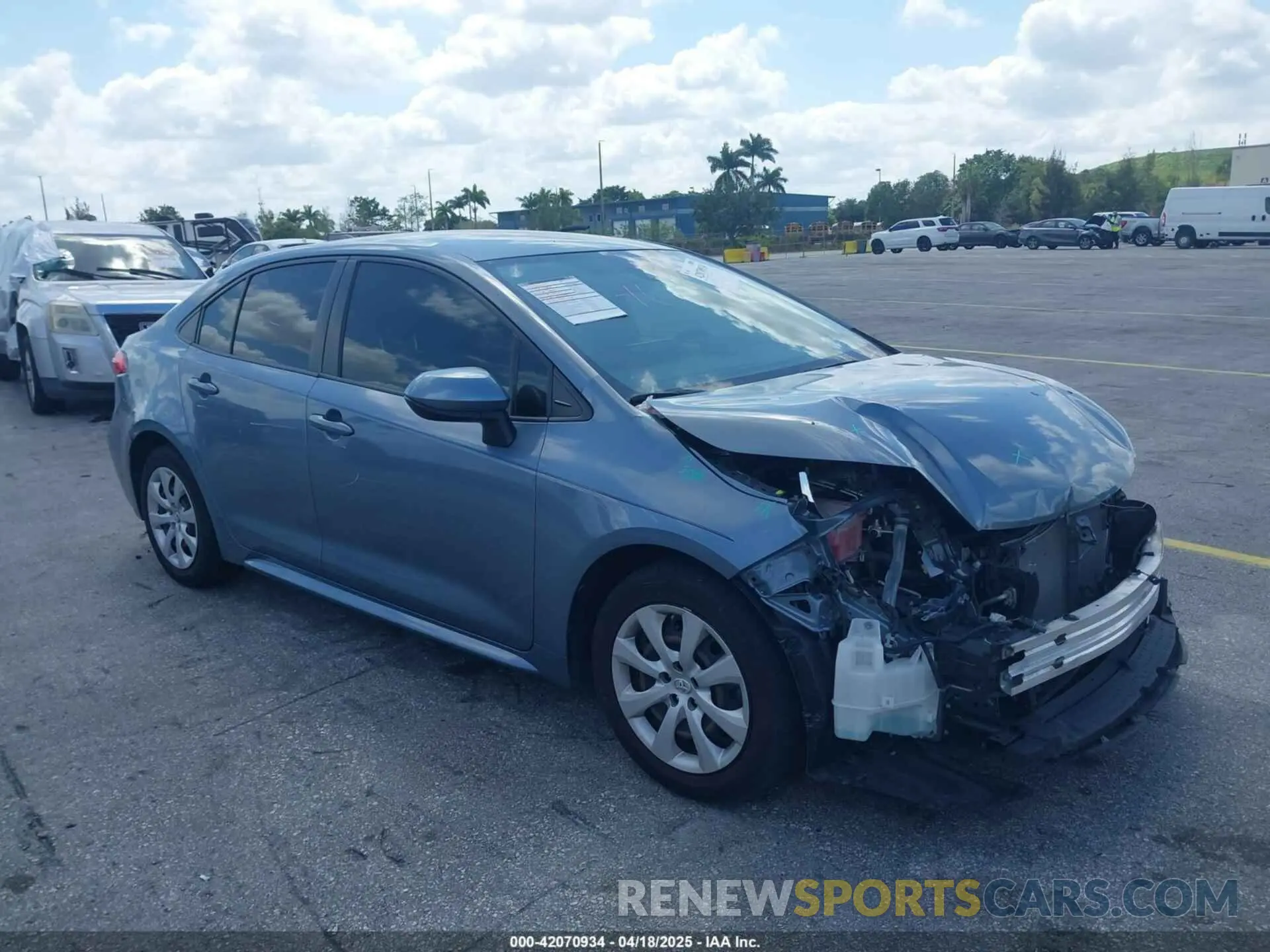 1 Photograph of a damaged car JTDEPMAEXNJ211646 TOYOTA COROLLA 2022