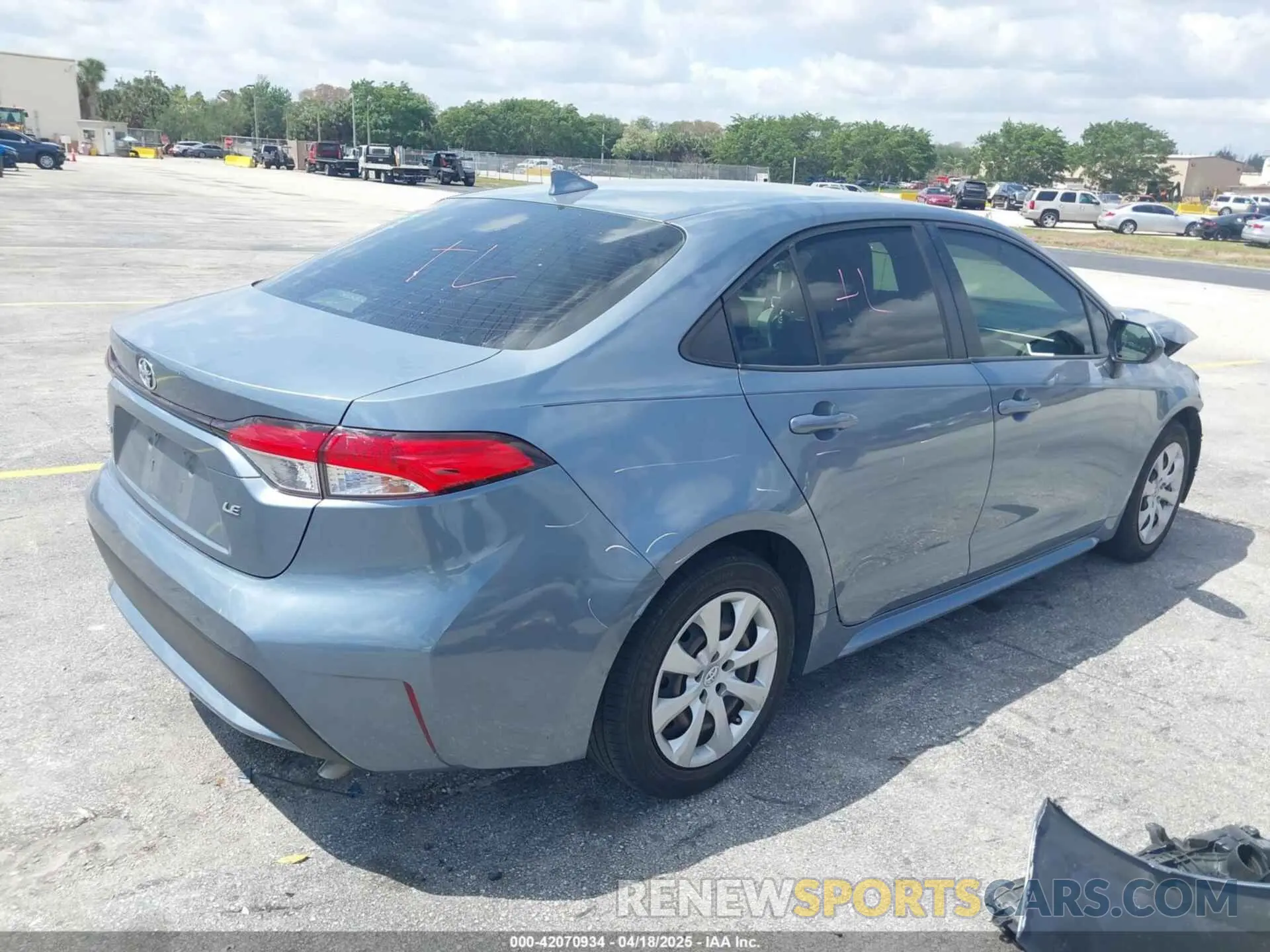 4 Photograph of a damaged car JTDEPMAEXNJ211646 TOYOTA COROLLA 2022