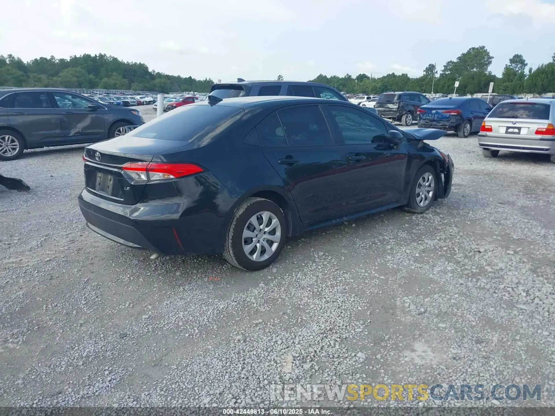 4 Photograph of a damaged car JTDEPMAEXNJ225031 TOYOTA COROLLA 2022