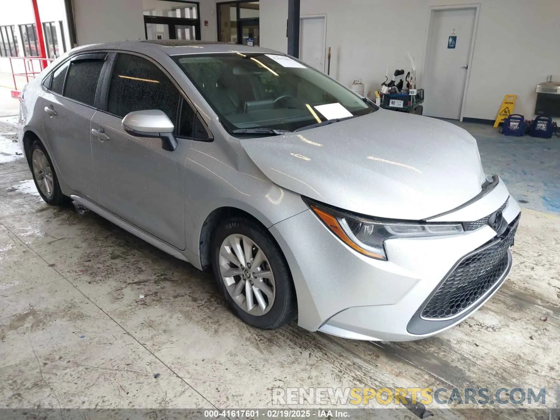 1 Photograph of a damaged car JTDFPMAE1N3024451 TOYOTA COROLLA 2022