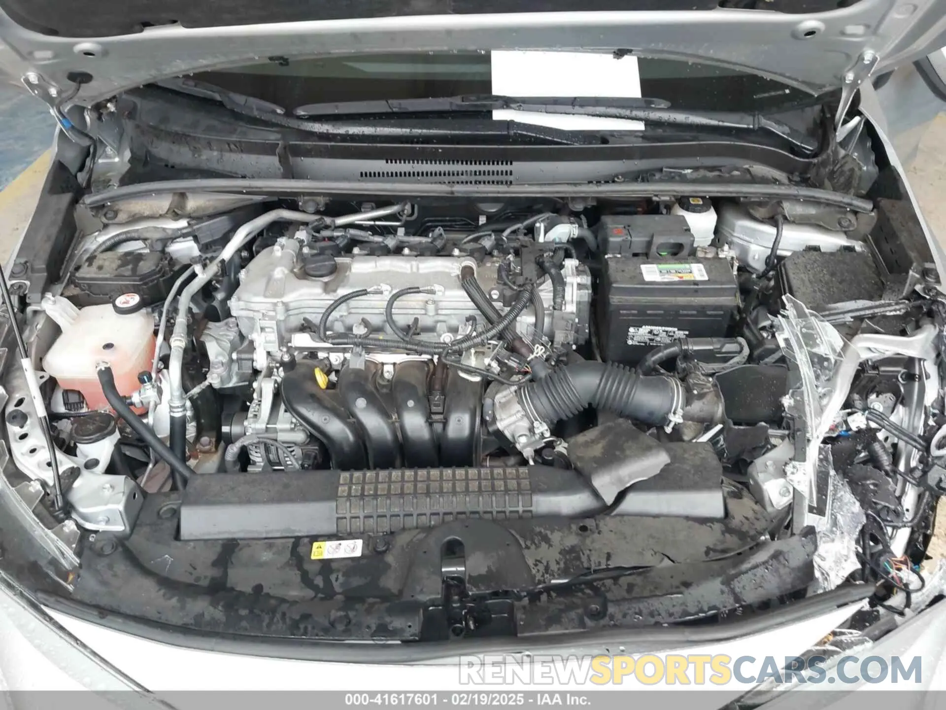 10 Photograph of a damaged car JTDFPMAE1N3024451 TOYOTA COROLLA 2022