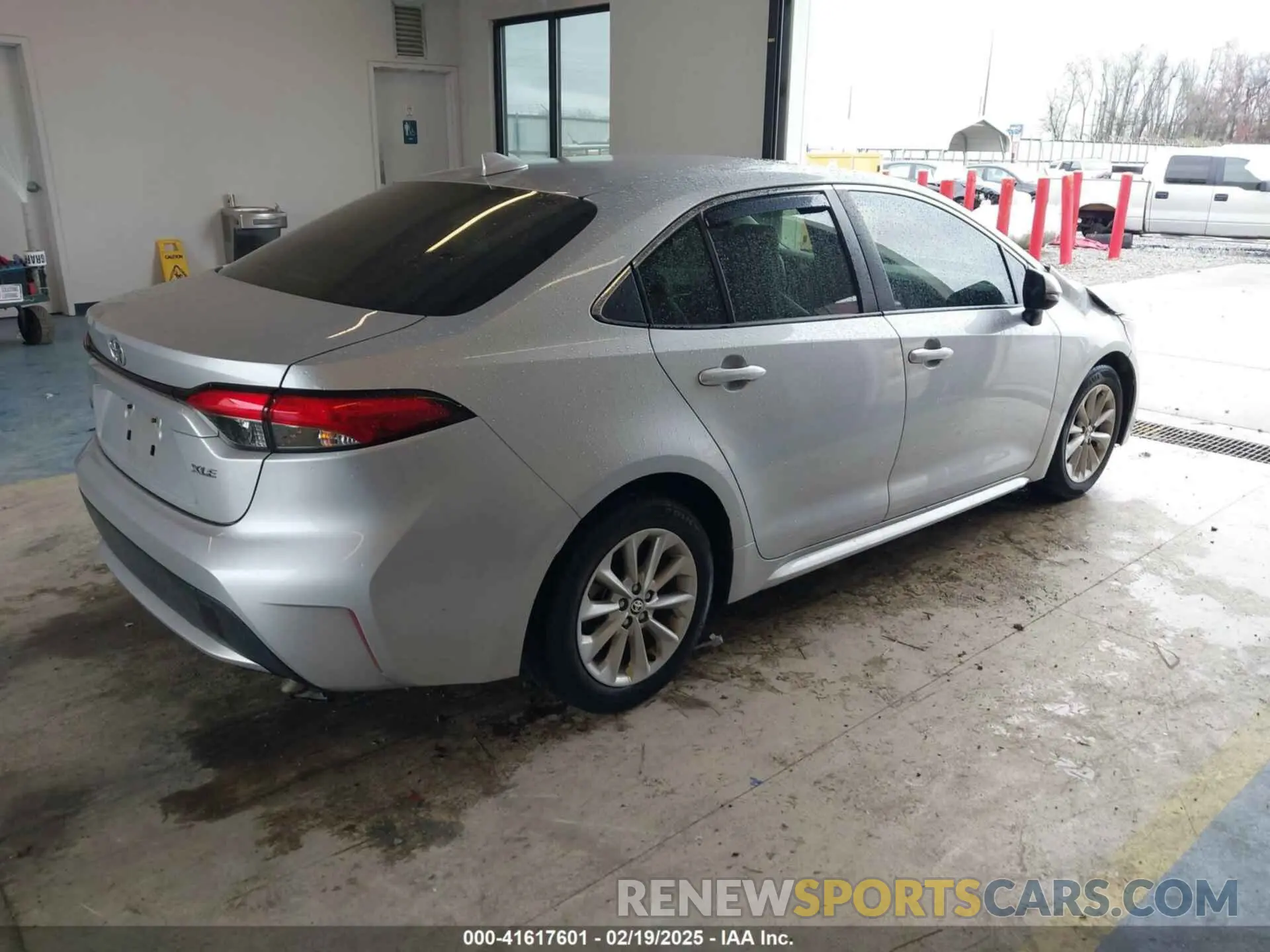 4 Photograph of a damaged car JTDFPMAE1N3024451 TOYOTA COROLLA 2022
