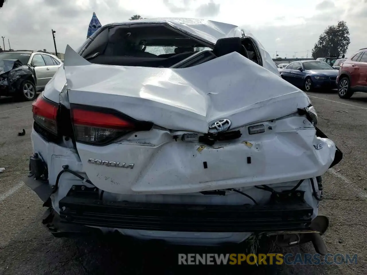6 Photograph of a damaged car JTDFPMAE6N3010061 TOYOTA COROLLA 2022