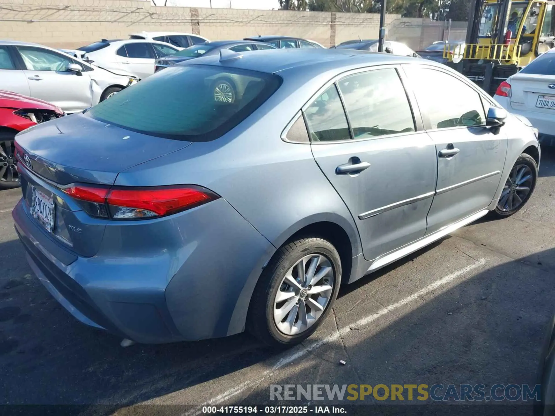 4 Photograph of a damaged car JTDFPMAE8N3013415 TOYOTA COROLLA 2022