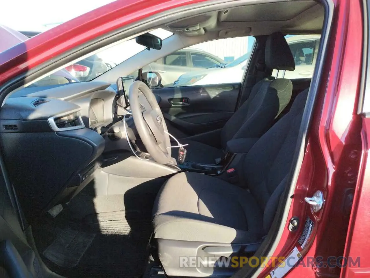 7 Photograph of a damaged car JTDHPMAE9NJ225163 TOYOTA COROLLA 2022