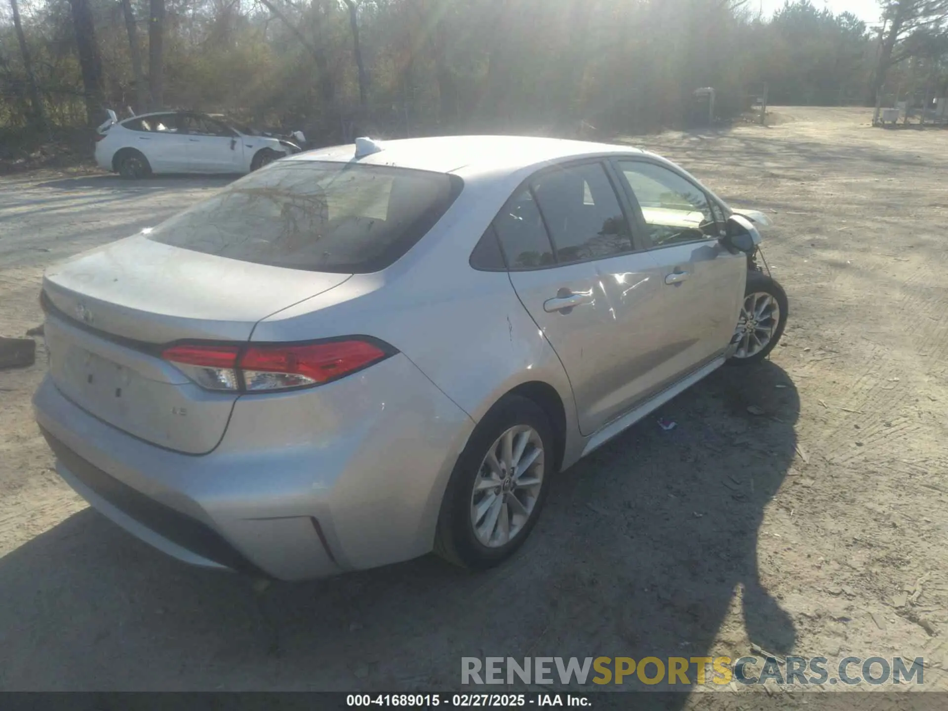 4 Photograph of a damaged car JTDHPMAEXNJ200904 TOYOTA COROLLA 2022