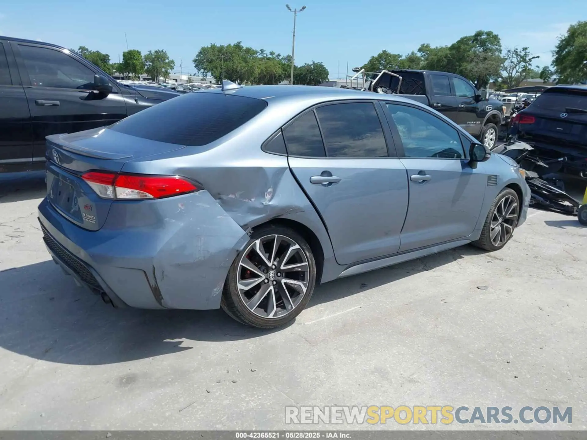 4 Photograph of a damaged car JTDP4MCE0NJ087482 TOYOTA COROLLA 2022