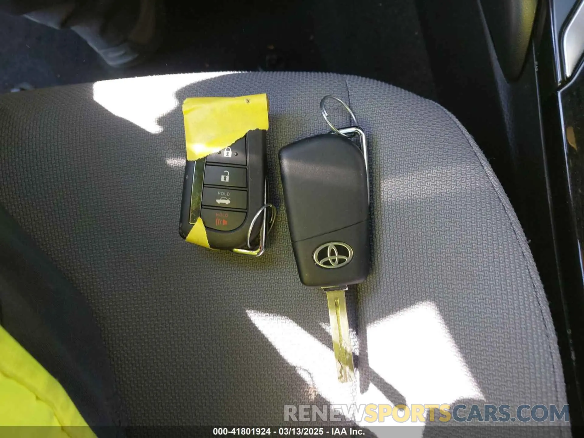 11 Photograph of a damaged car JTDS4MCE0N3510950 TOYOTA COROLLA 2022