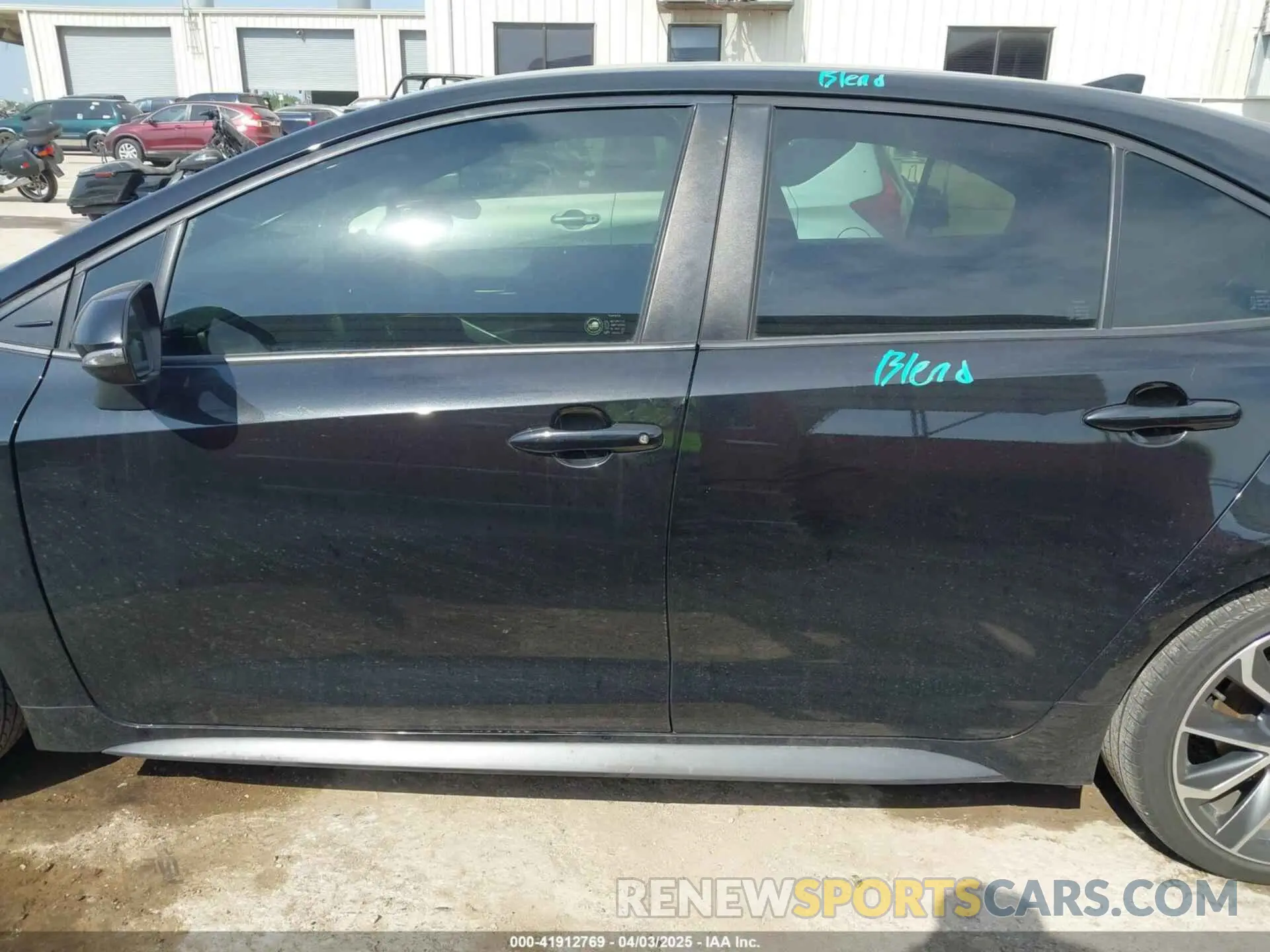14 Photograph of a damaged car JTDS4MCE1NJ097559 TOYOTA COROLLA 2022