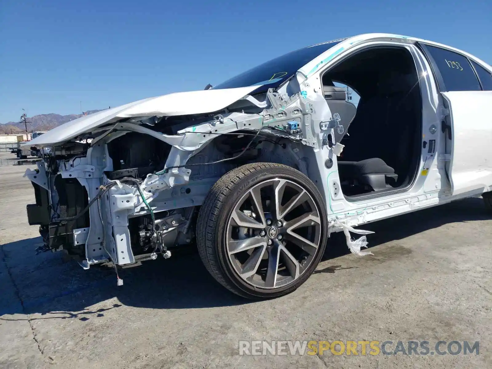 9 Photograph of a damaged car JTDS4MCE5NJ085771 TOYOTA COROLLA 2022