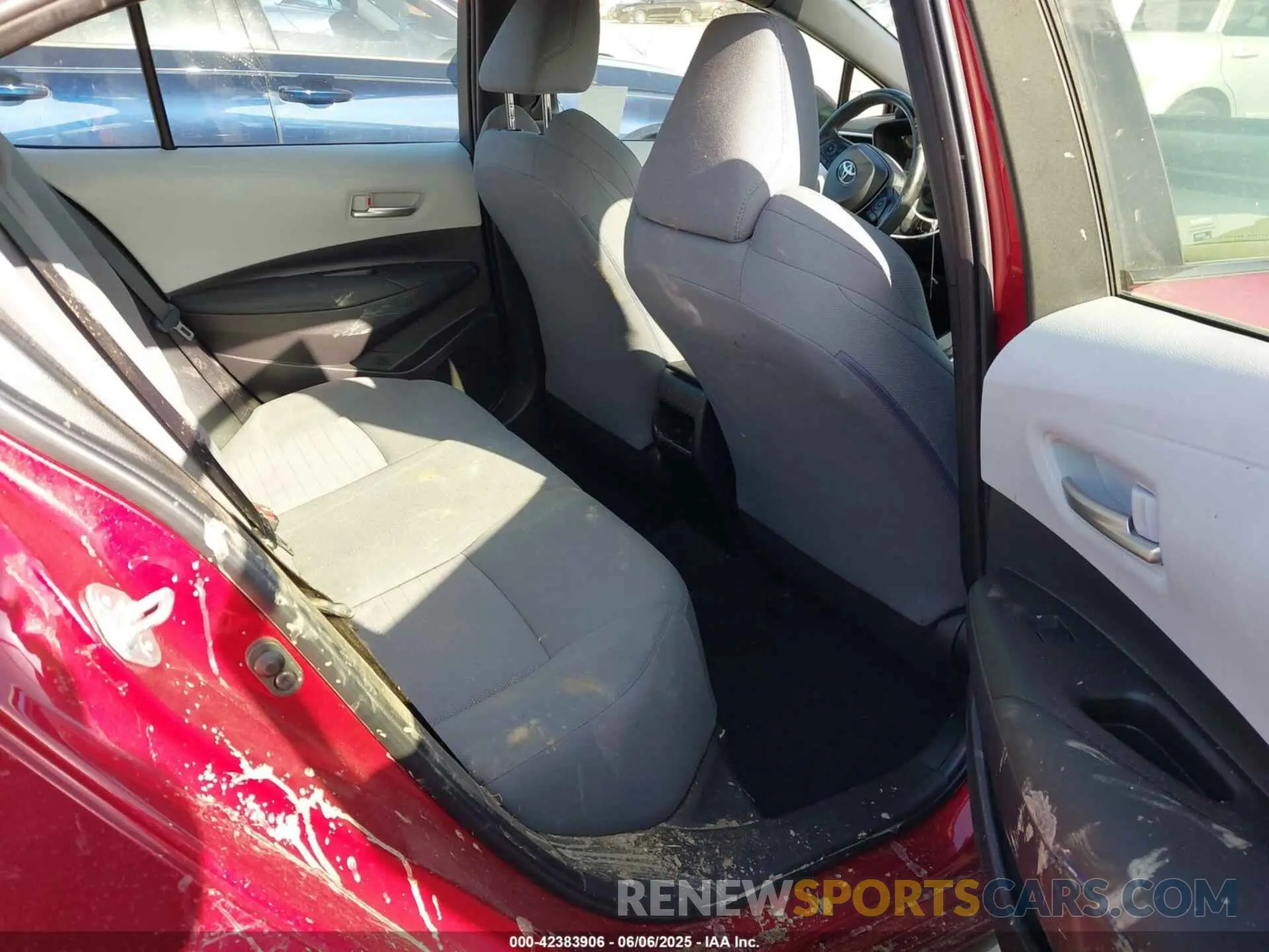 8 Photograph of a damaged car JTDS4MCE6NJ082426 TOYOTA COROLLA 2022