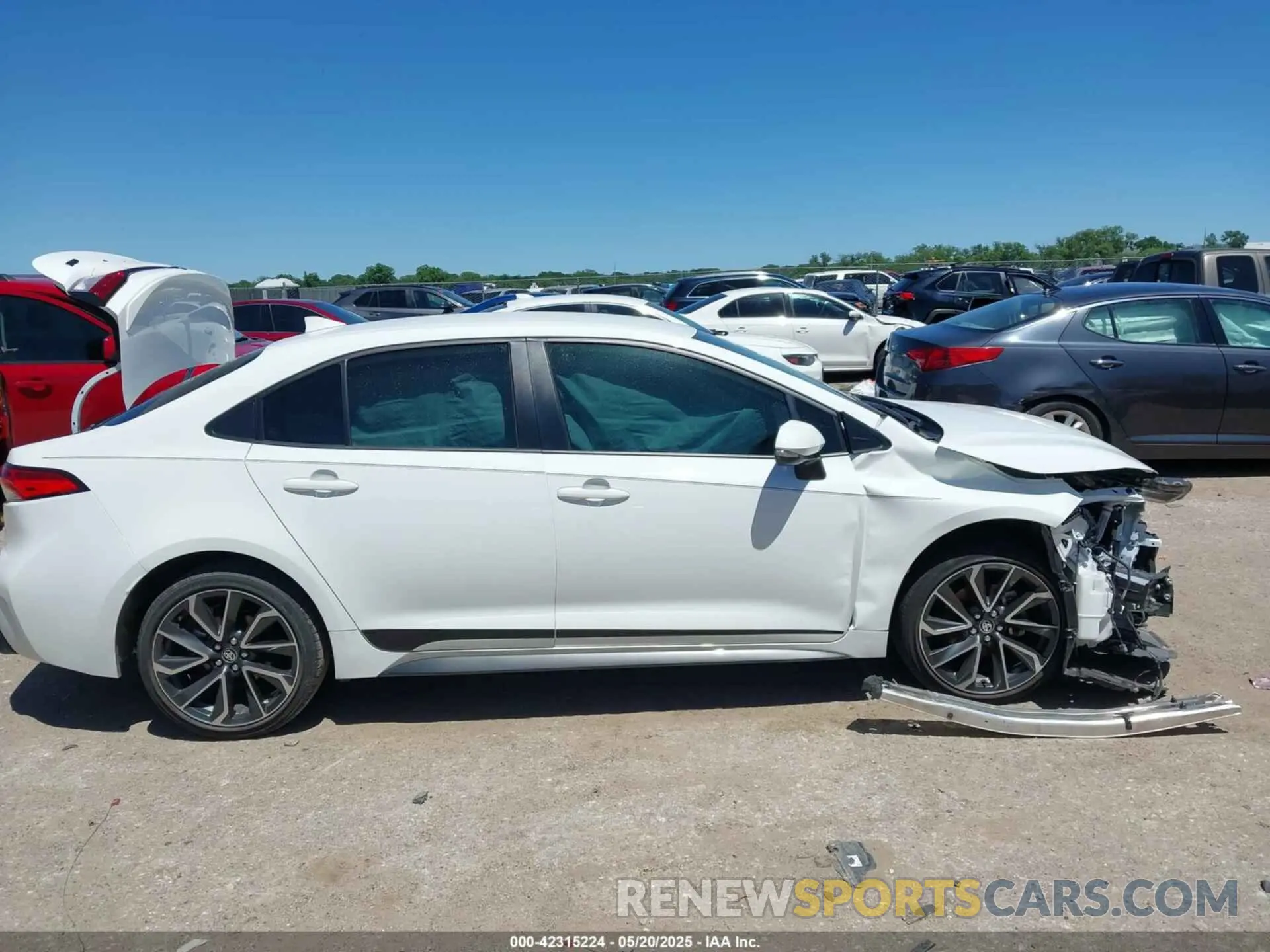 13 Photograph of a damaged car JTDS4MCE7N3502408 TOYOTA COROLLA 2022