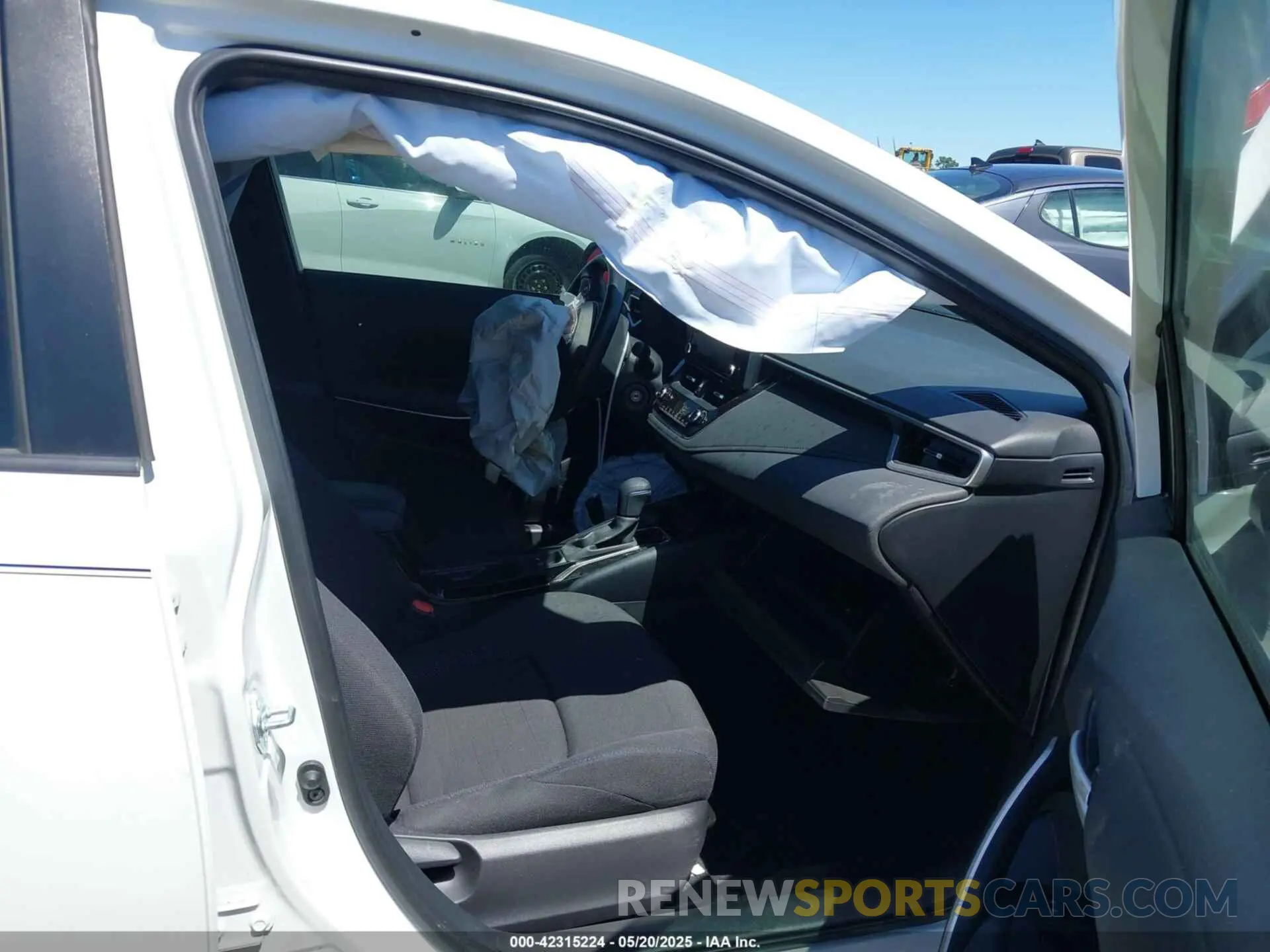 5 Photograph of a damaged car JTDS4MCE7N3502408 TOYOTA COROLLA 2022