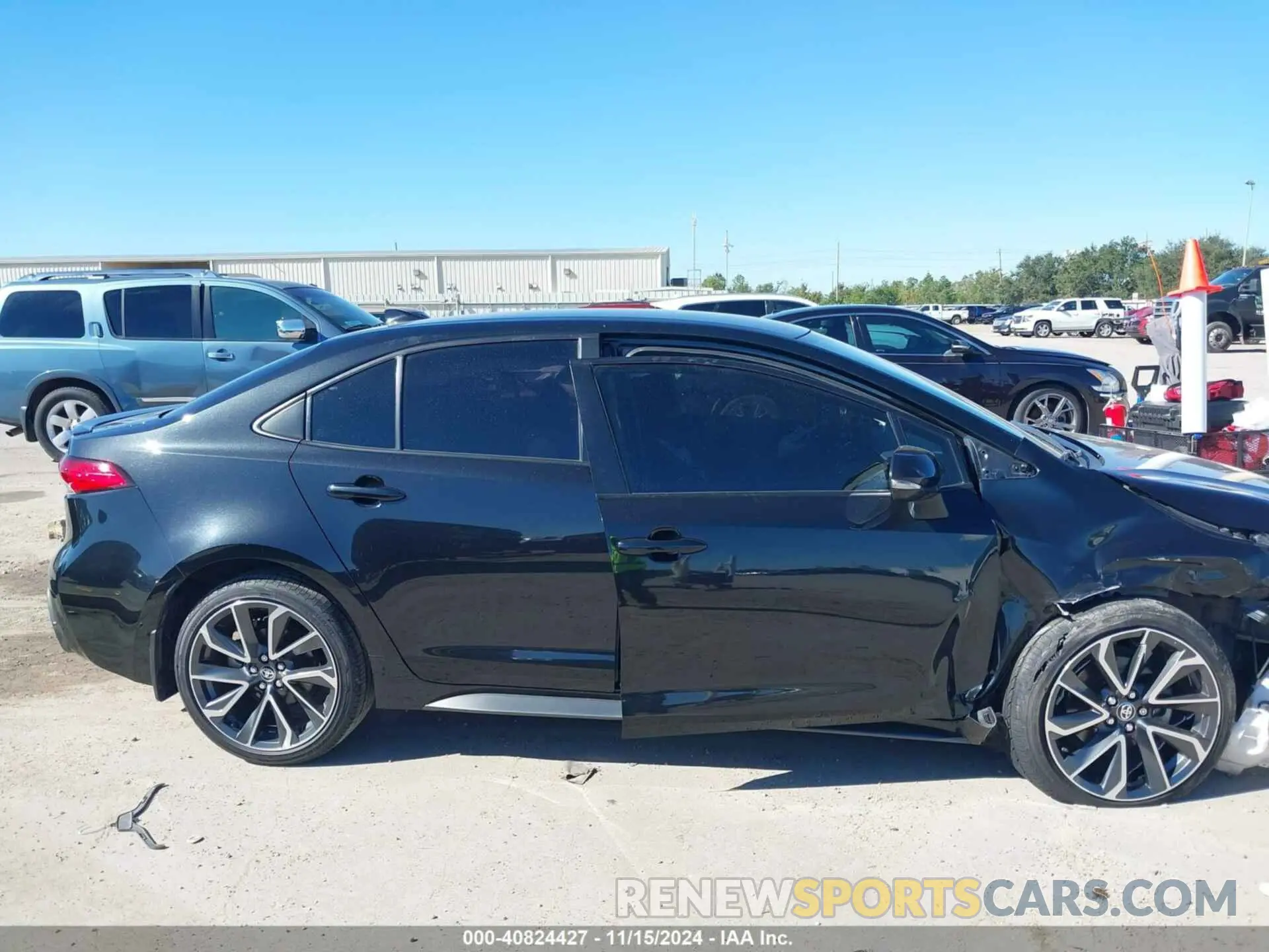 13 Photograph of a damaged car JTDS4MCE7NJ093371 TOYOTA COROLLA 2022