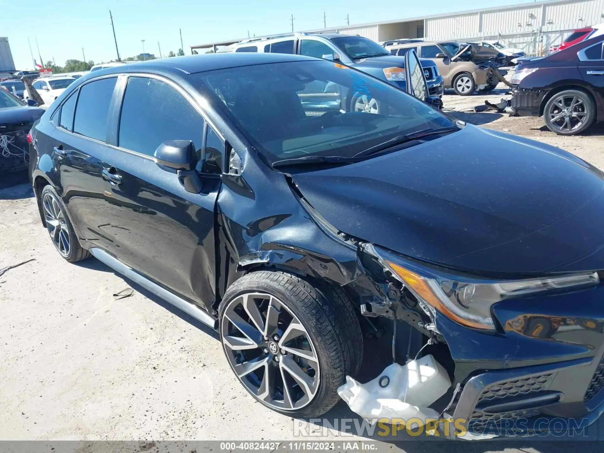 17 Photograph of a damaged car JTDS4MCE7NJ093371 TOYOTA COROLLA 2022