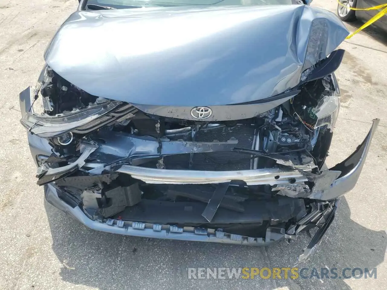 11 Photograph of a damaged car JTDS4MCE8NJ087806 TOYOTA COROLLA 2022