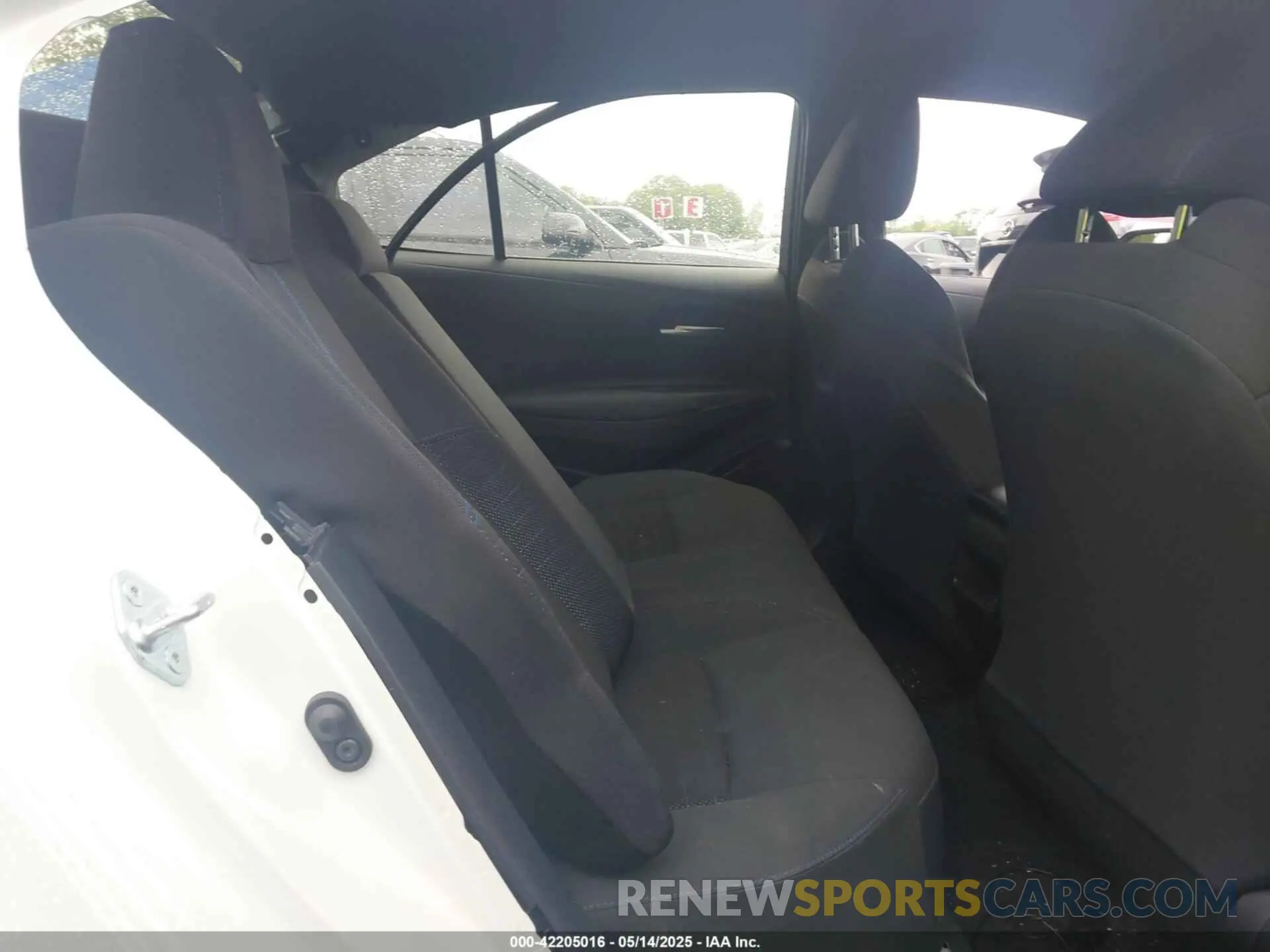 8 Photograph of a damaged car JTDS4MCE9N3504239 TOYOTA COROLLA 2022