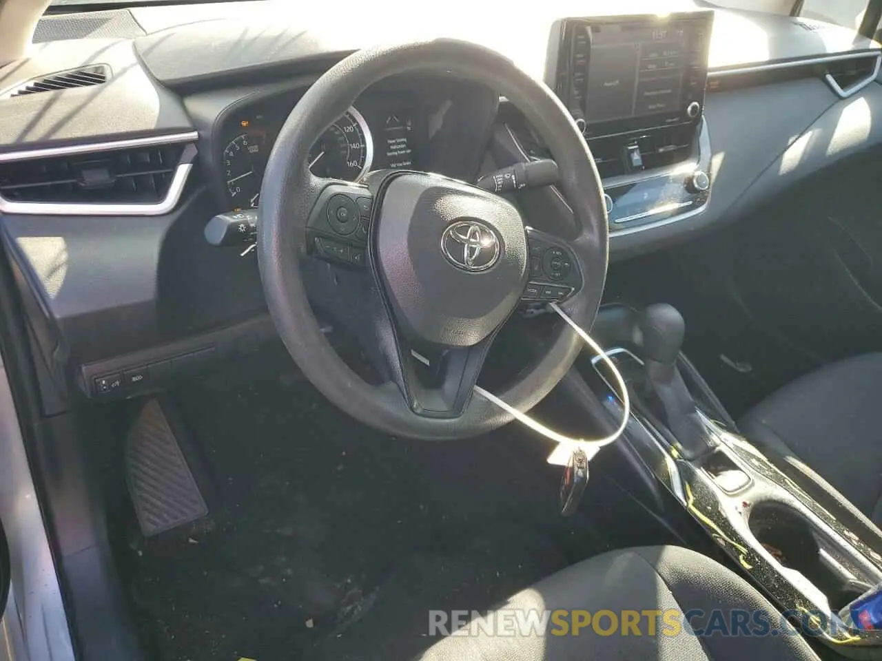 8 Photograph of a damaged car JTDVPMAE1NJ221062 TOYOTA COROLLA 2022