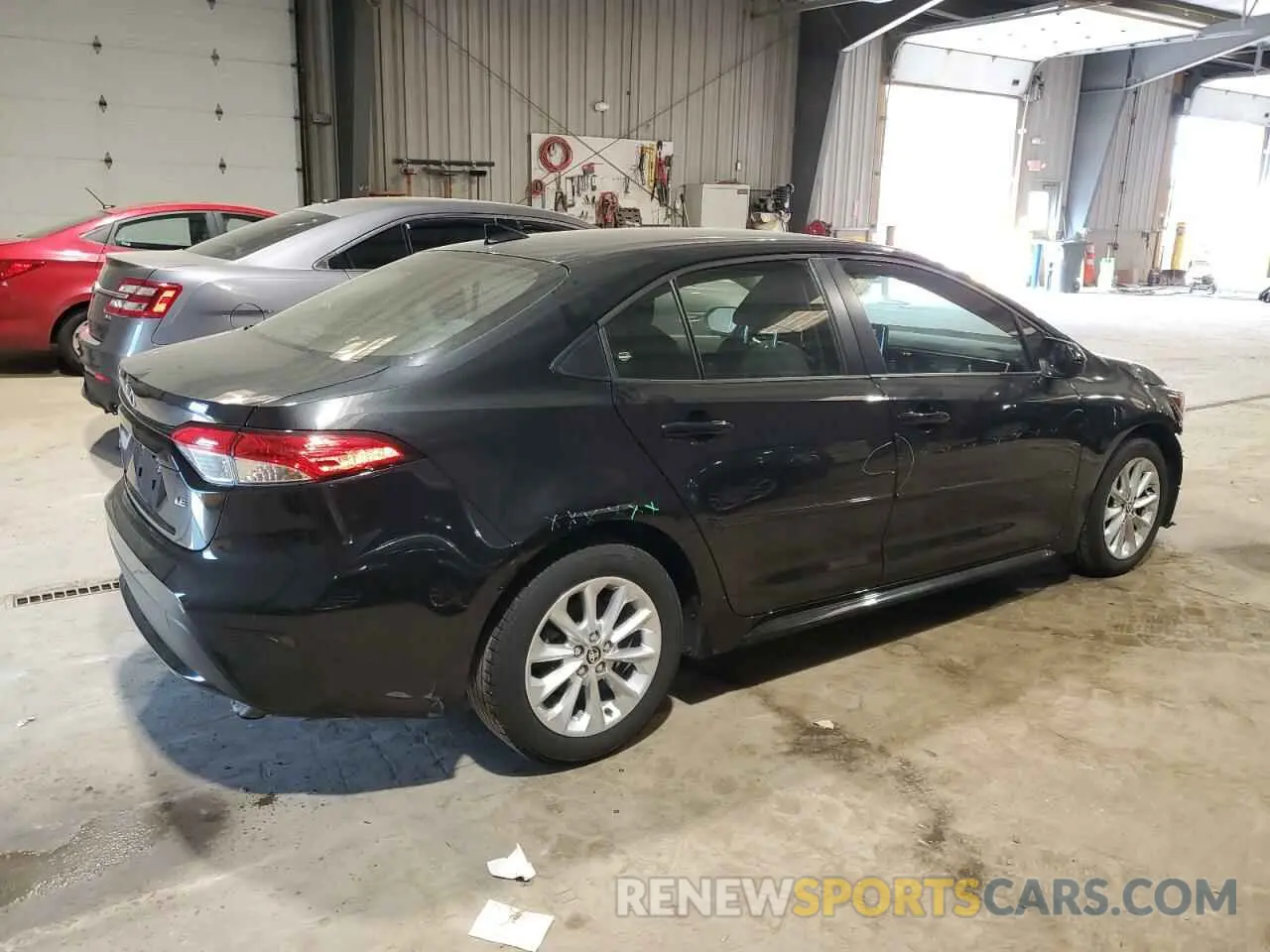 3 Photograph of a damaged car JTDVPMAE1NJ231865 TOYOTA COROLLA 2022