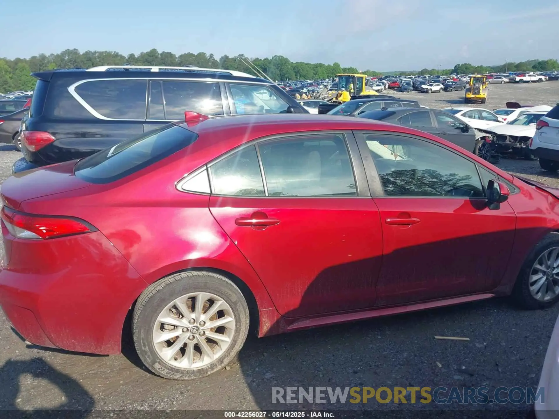 13 Photograph of a damaged car JTDVPMAE2NJ210717 TOYOTA COROLLA 2022