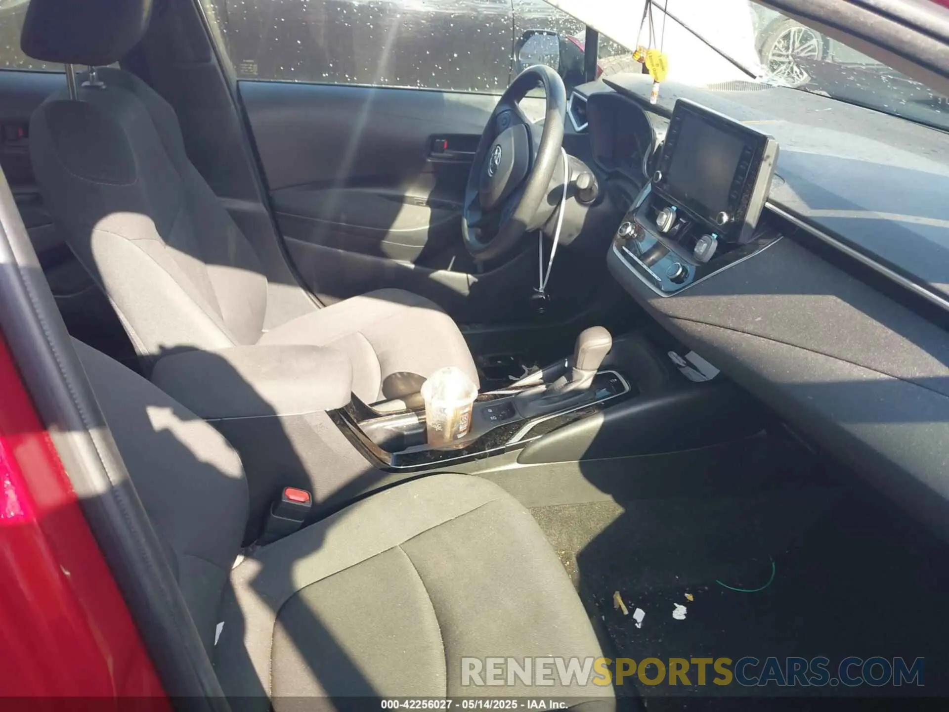 5 Photograph of a damaged car JTDVPMAE2NJ210717 TOYOTA COROLLA 2022
