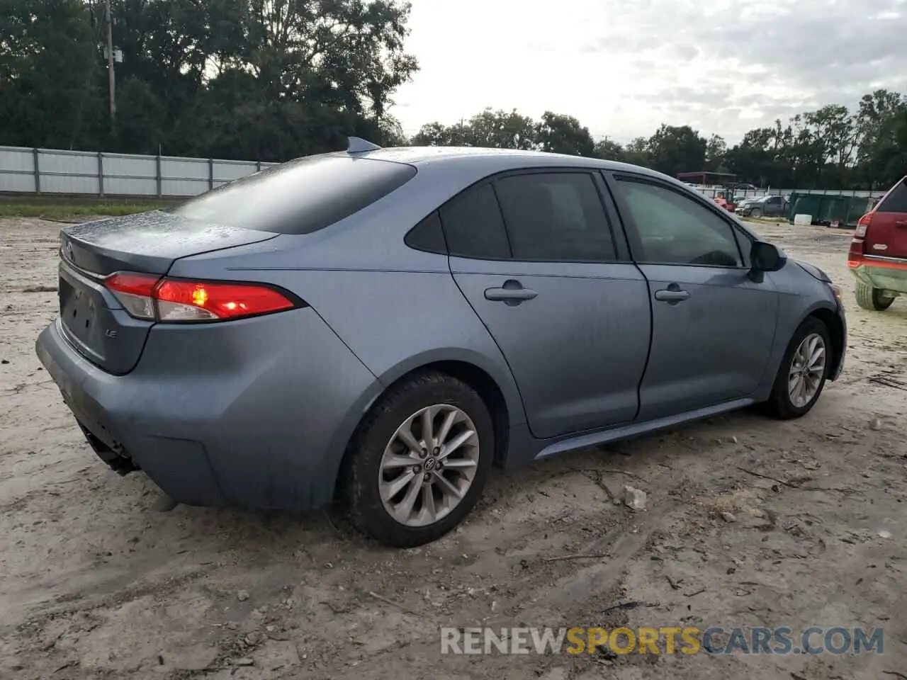 3 Photograph of a damaged car JTDVPMAE3NJ206997 TOYOTA COROLLA 2022