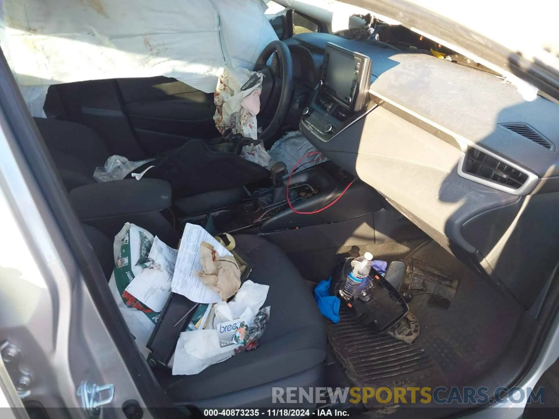 5 Photograph of a damaged car JTDVPMAE5NJ221999 TOYOTA COROLLA 2022
