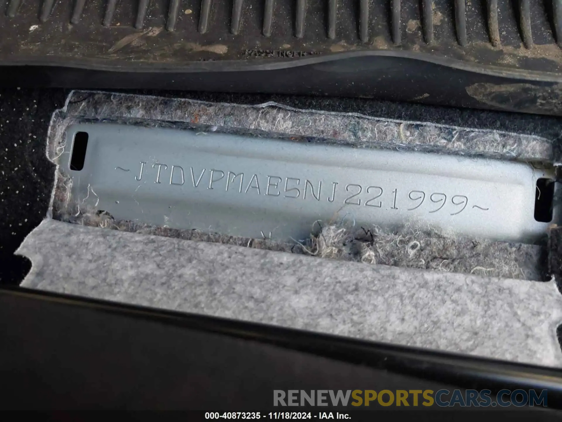 9 Photograph of a damaged car JTDVPMAE5NJ221999 TOYOTA COROLLA 2022