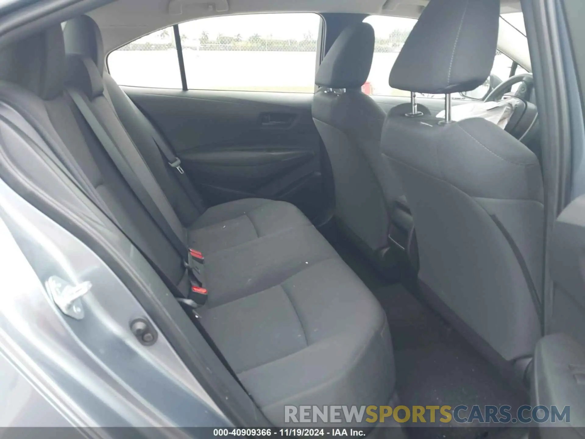 8 Photograph of a damaged car JTDVPMAE6NJ222000 TOYOTA COROLLA 2022