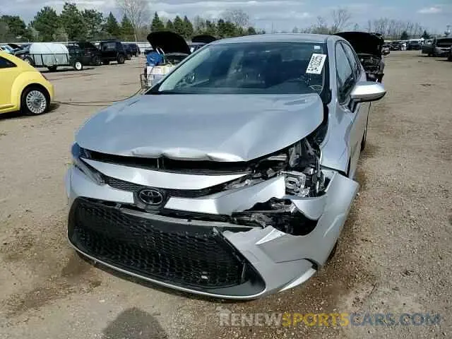 13 Photograph of a damaged car JTDVPMAE8NJ194216 TOYOTA COROLLA 2022