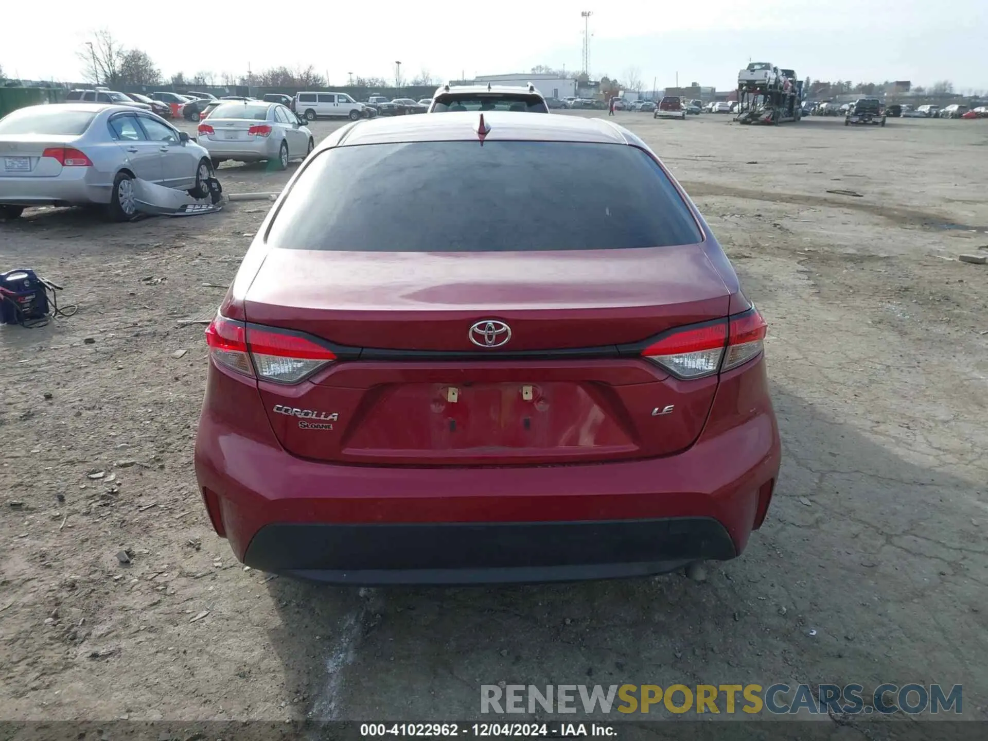 16 Photograph of a damaged car JTDVPMAE8NJ230762 TOYOTA COROLLA 2022