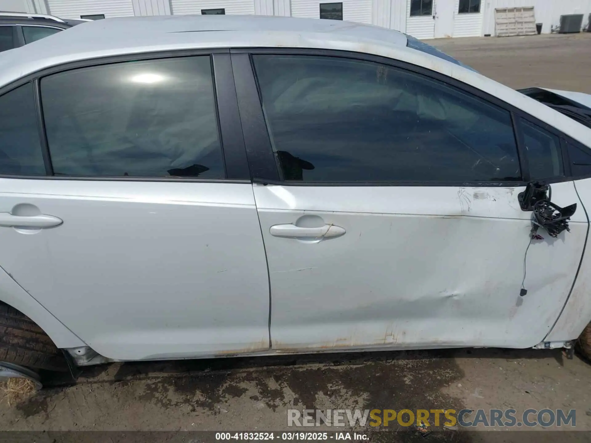 13 Photograph of a damaged car JTDVPMAE9N3015203 TOYOTA COROLLA 2022