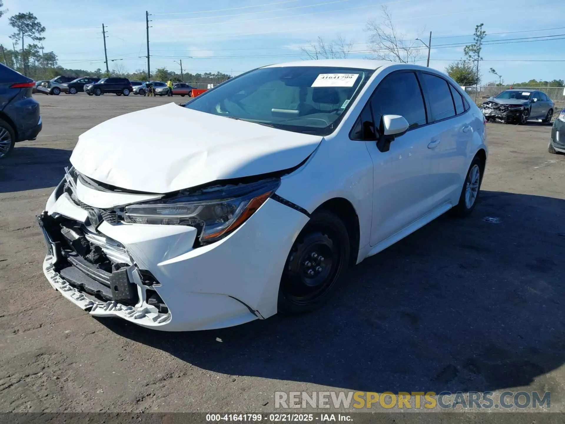2 Photograph of a damaged car JTDVPMAE9NJ192507 TOYOTA COROLLA 2022