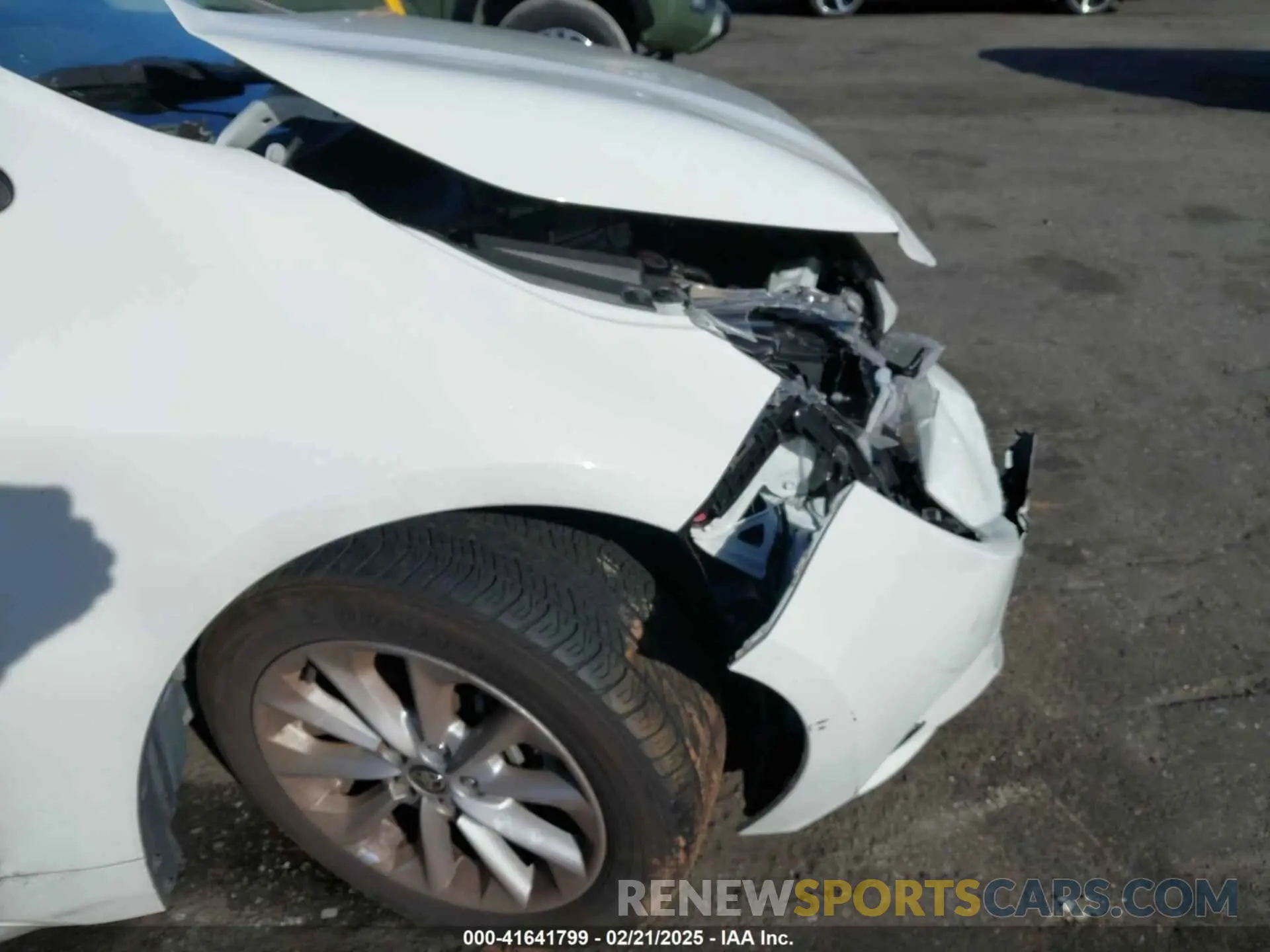 6 Photograph of a damaged car JTDVPMAE9NJ192507 TOYOTA COROLLA 2022