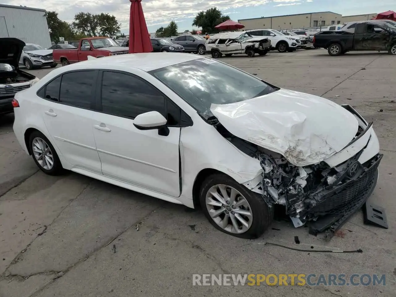 4 Photograph of a damaged car JTDVPMAEXN3032060 TOYOTA COROLLA 2022