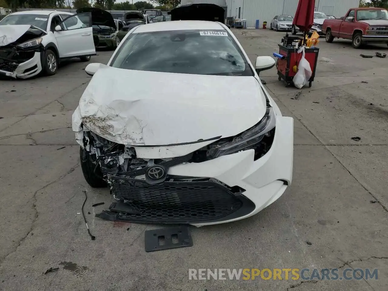 5 Photograph of a damaged car JTDVPMAEXN3032060 TOYOTA COROLLA 2022